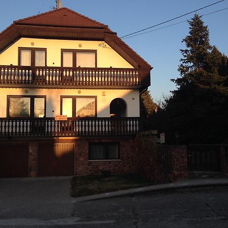 Hotel Ilona Panzio Balatonlelle Exterior foto